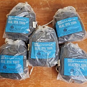 Vintage Precut Rug Wool Spinnerin Real Rya Yarn 5 Packs 1.25 oz Each Black #122